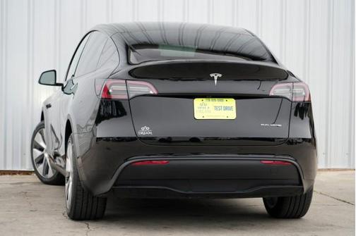 2023 Tesla Model Y Long Range Dual Motor All-Wheel Drive