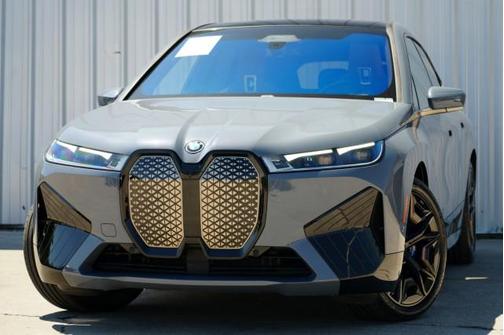 2023 BMW iX M60