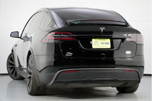 2022 Tesla Model X Plaid Tri Motor All-Wheel Drive