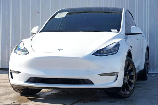 2022 Tesla Model Y Long Range Dual Motor All-Wheel Drive