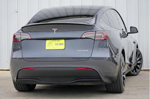 2022 Tesla Model Y Performance Dual Motor All-Wheel Drive