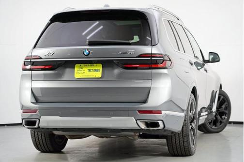 2023 BMW X7 xDrive40i