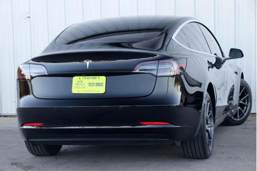 2019 Tesla Model 3 Standard Range Plus