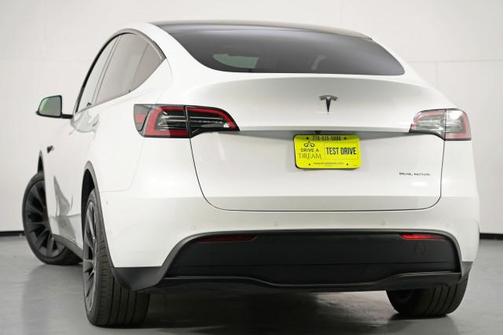 2021 Tesla Model Y Long Range Dual Motor All-Wheel Drive