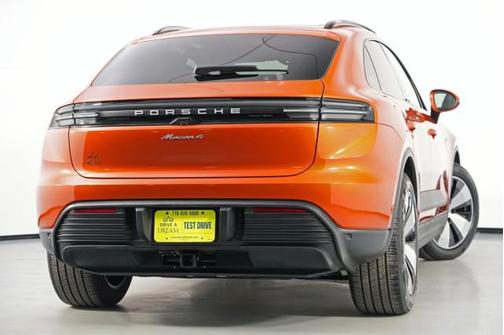 2024 Porsche Macan 4