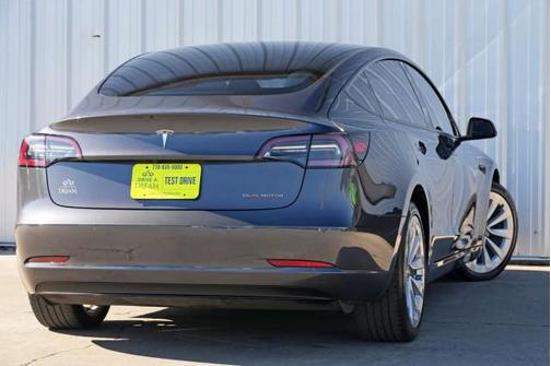 2022 Tesla Model 3 Standard Range