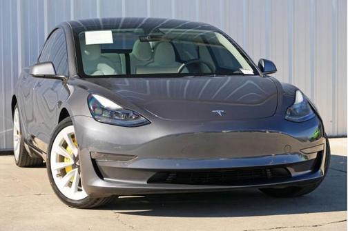 2022 Tesla Model 3 Standard Range