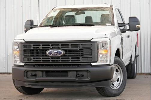 Oxford White 2025 Ford F-350 XL