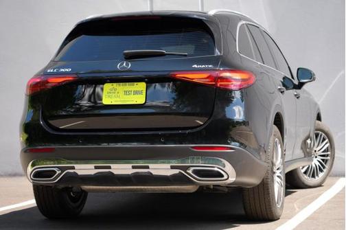 Black 2024 Mercedes-Benz GLC 300 4MATIC