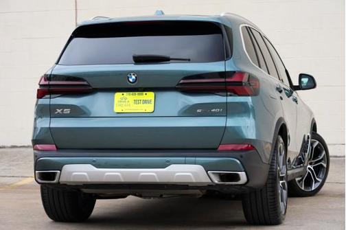 Blue Ridge Mountain Metallic 2024 BMW X5 sDrive40i