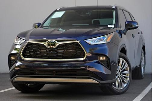 Blueprint 2025 Toyota Highlander Hybrid Platinum