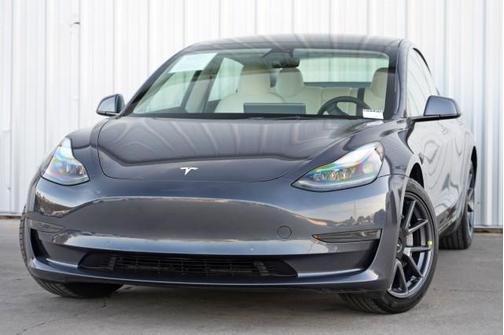 2022 Tesla Model 3 Standard Range