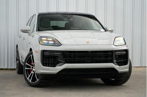 2024 Porsche Cayenne E-Hybrid S