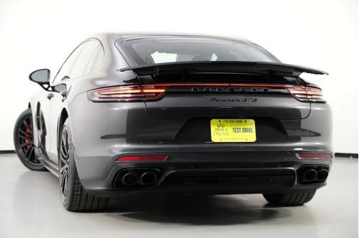 2019 Porsche Panamera GTS