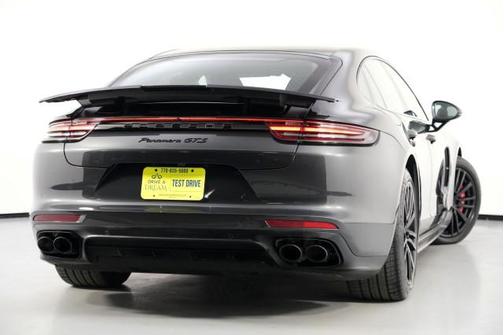 2019 Porsche Panamera GTS