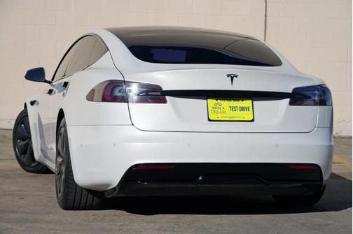 Pearl White Multi-Coat 2021 Tesla Model S Long Range