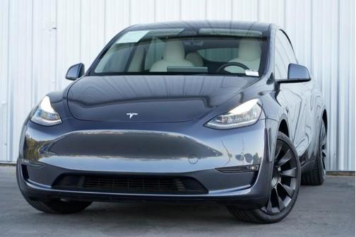 2022 Tesla Model Y Long Range Dual Motor All-Wheel Drive