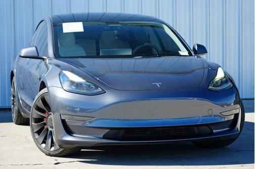 2023 Tesla Model 3 Performance