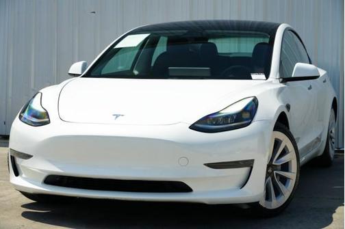 2022 Tesla Model 3 Standard Range