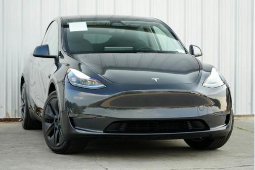 2024 Tesla Model Y Long Range Dual Motor All-Wheel Drive
