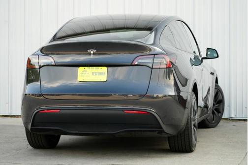 2024 Tesla Model Y Long Range Dual Motor All-Wheel Drive