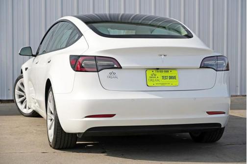 2022 Tesla Model 3 Standard Range