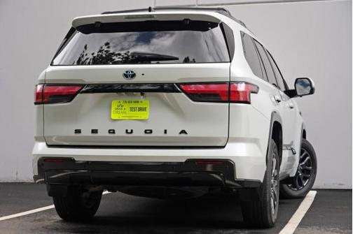 Wind Chill Pearl 2023 Toyota Sequoia Platinum