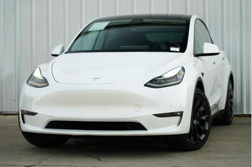 2022 Tesla Model Y Long Range Dual Motor All-Wheel Drive