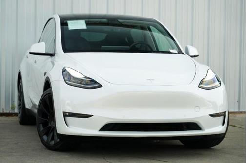 2022 Tesla Model Y Long Range Dual Motor All-Wheel Drive