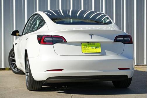 2023 Tesla Model 3 Standard Range