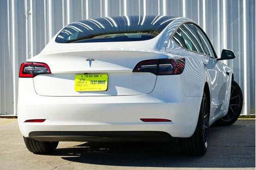 2023 Tesla Model 3 Standard Range