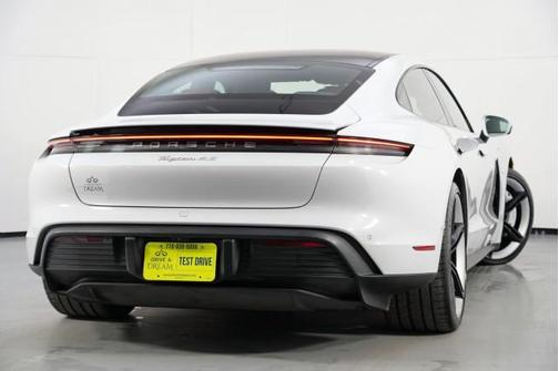 2022 Porsche Taycan 4S