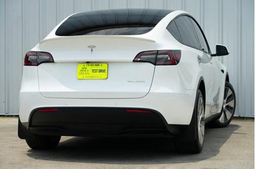 2022 Tesla Model Y Long Range Dual Motor All-Wheel Drive