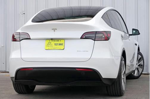 2023 Tesla Model Y Long Range Dual Motor All-Wheel Drive