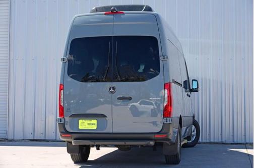 2022 Mercedes-Benz Sprinter 2500 Standard Roof