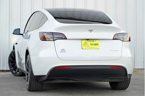 2023 Tesla Model Y Long Range Dual Motor All-Wheel Drive