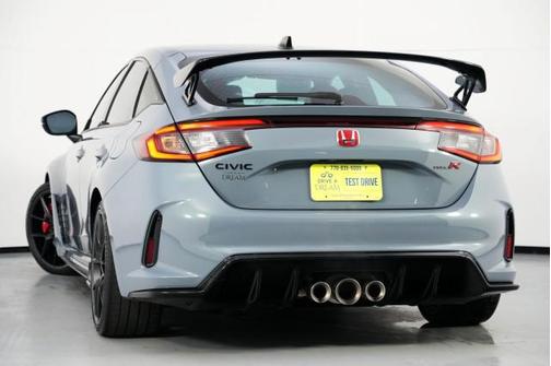 2025 Honda Civic Type R Base (M6)