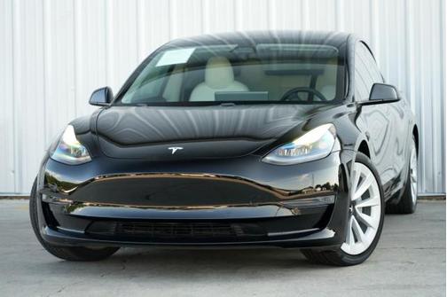 2021 Tesla Model 3 Standard Range Plus