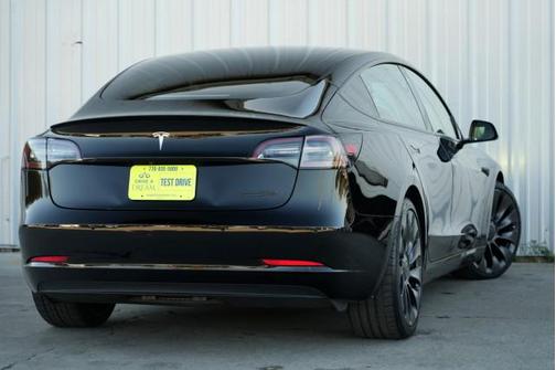 2022 Tesla Model 3 Performance