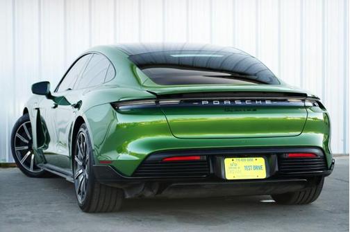 2022 Porsche Taycan 4S
