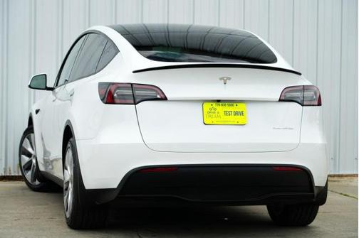 2023 Tesla Model Y Long Range Dual Motor All-Wheel Drive