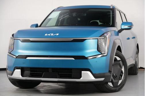 2024 Kia EV9 Land