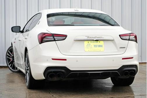 2021 Maserati Ghibli Trofeo