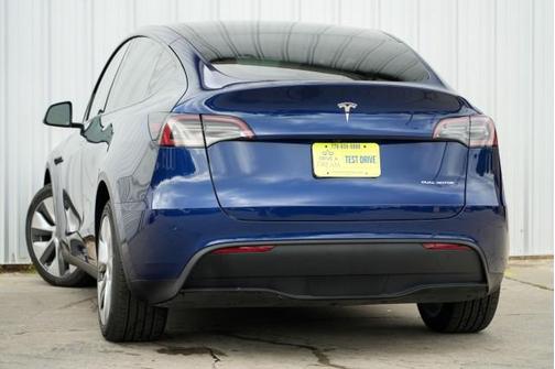 2023 Tesla Model Y Long Range Dual Motor All-Wheel Drive