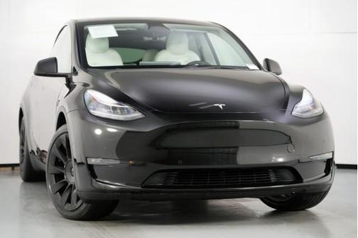2022 Tesla Model Y Long Range Dual Motor All-Wheel Drive