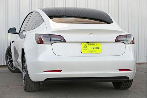 2023 Tesla Model 3 Standard Range