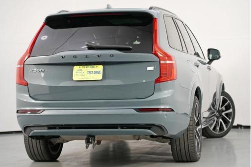 2023 Volvo XC90 Recharge Plug-In Hybrid T8 Ultimate Dark Theme 7-Seater