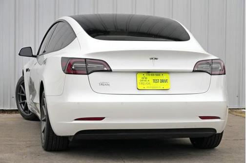 2022 Tesla Model 3 Standard Range