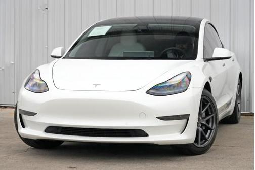 2022 Tesla Model 3 Standard Range