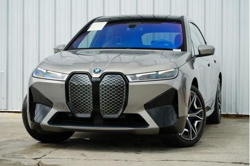 2023 BMW iX M60